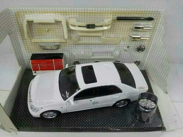 Amazon | HOT WORKS AOTO PRO SHOP 1/24 ミニカー CELSIOR 30 後期